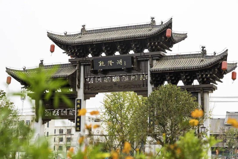 临涣古镇，一个充满历史韵味的地方，它静静地躺在安徽省宿州市的怀抱中，等待着每一位游客的到来。本文将从多个角度对临涣古镇进行深度研究，帮助你更好地了解这个地方。